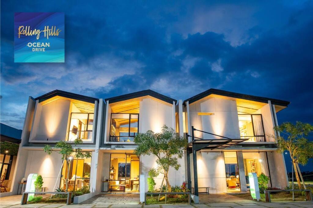 Villa Rolling Hills Depan Trans Mall มากาซาร์ ภายนอก รูปภาพ